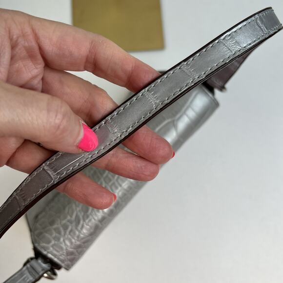 Vtg Y2K Guess Mini Bag Silver Croc Embossed Chain Accent Purse Handbag Retro - Picture 7 of 16